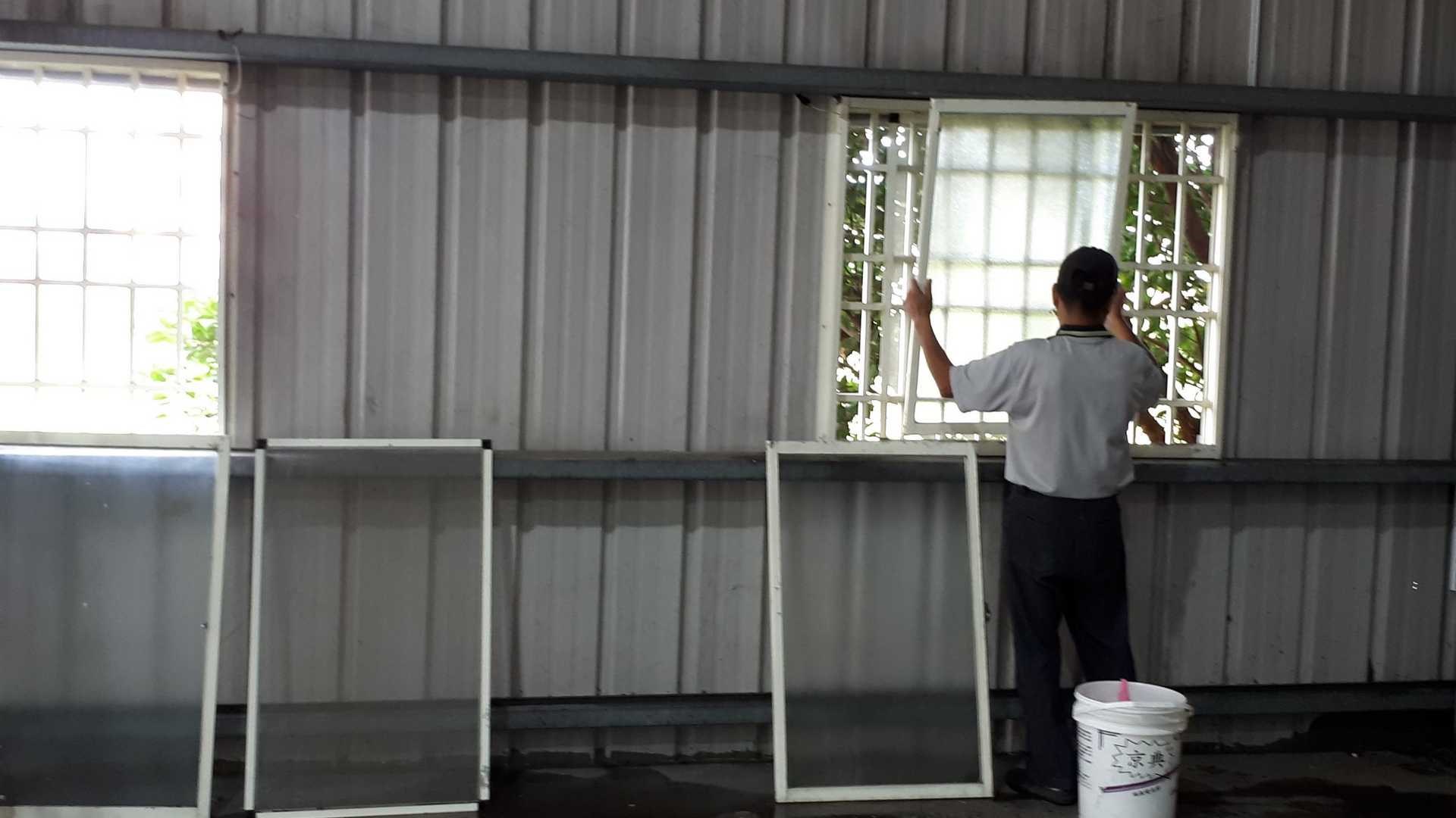 雲林縣清潔公司推薦廠房地板清洗窗戶拆卸高壓清洗